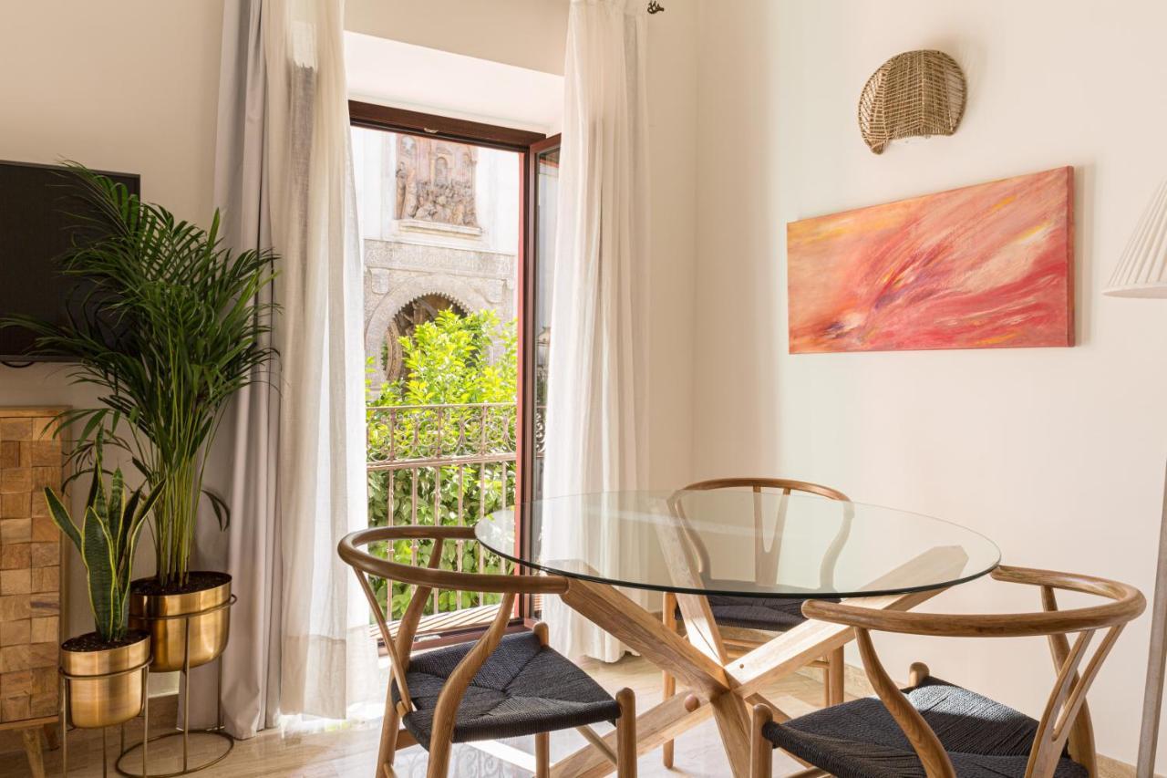 Puerta Catedral Apartments Sevilla Buitenkant foto