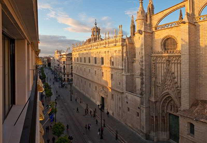 Puerta Catedral Apartments Sevilla Buitenkant foto